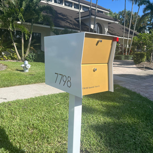 The Retrobox Locking Package Dropbox - White Exterior Color