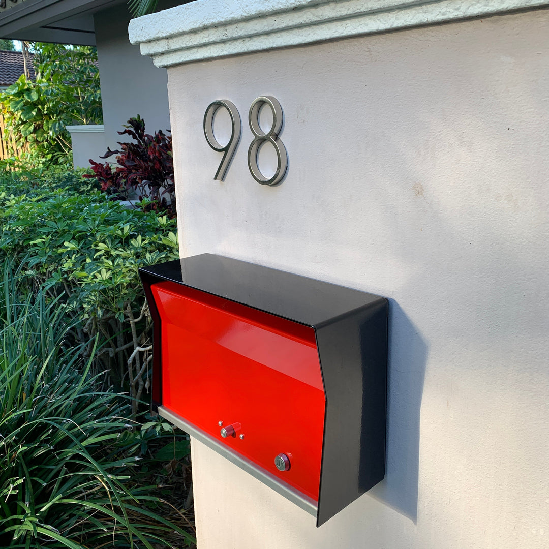 Locking Wall Mount Mailbox - Matte Black