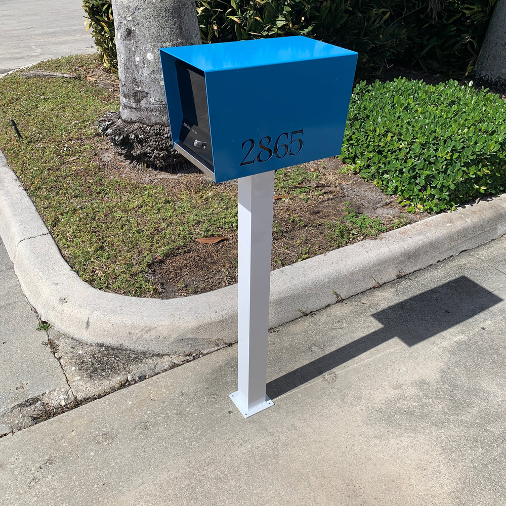 Surface Mount Post (For Retro Box / Uptown Box)