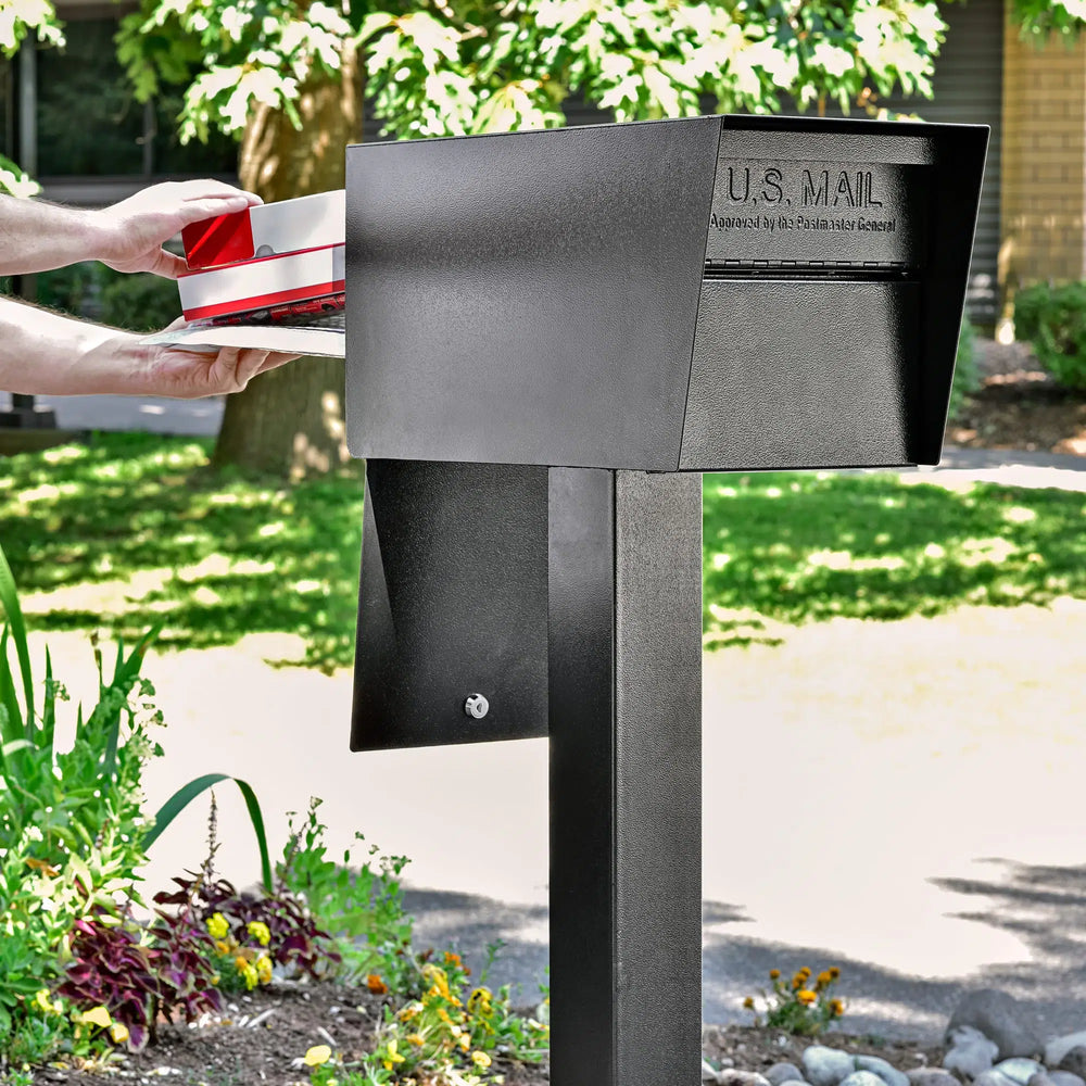 Mail Manager Street Safe