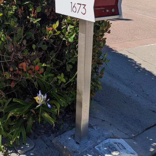 Surface Mount Post (For Retro Box / Uptown Box)